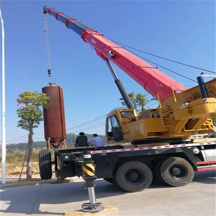 迁西县专业吊车租赁多少钱